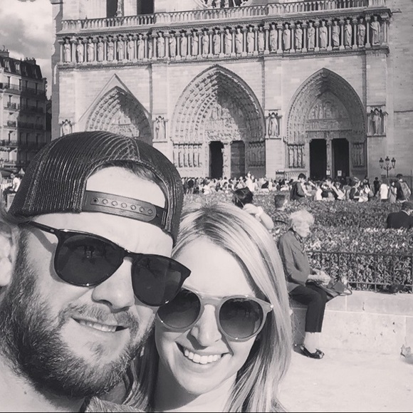 Meet your Posher, Lindsey - Picture 1 of 2